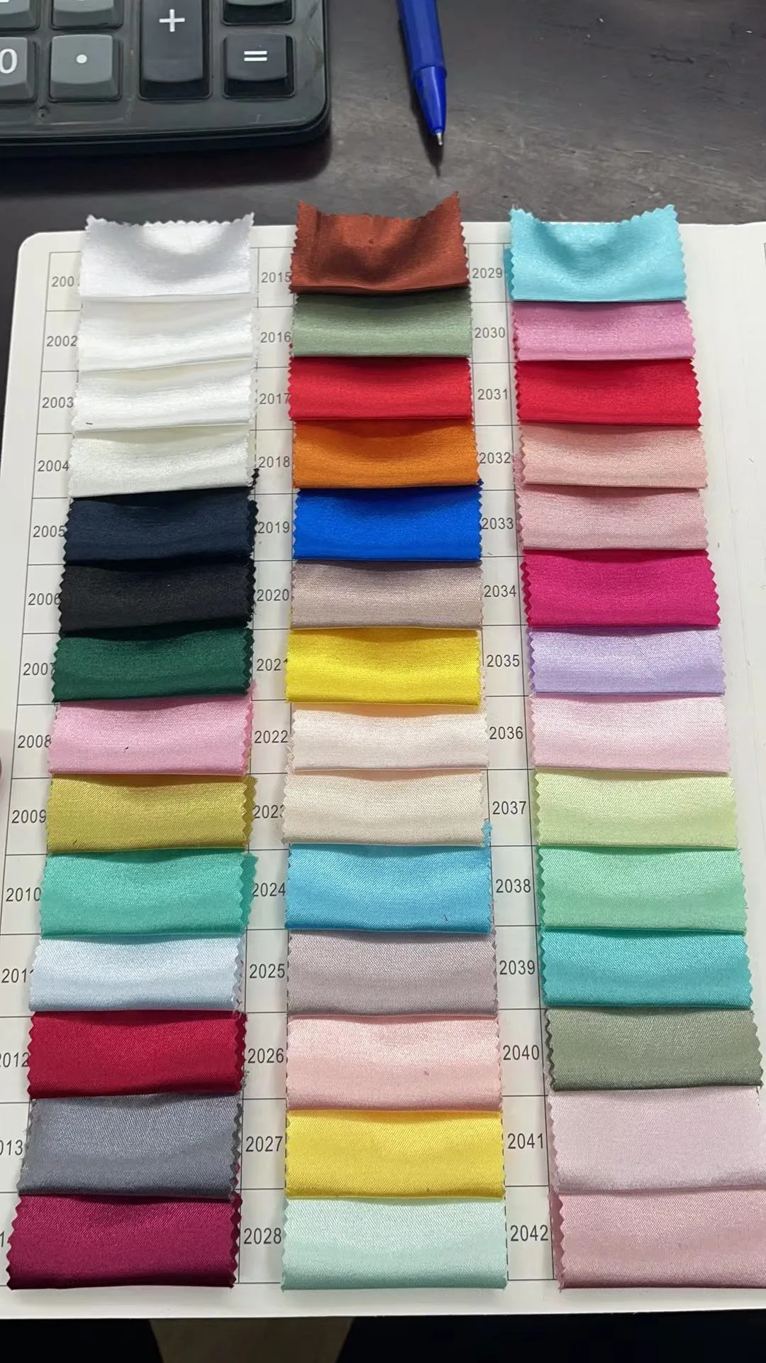 YX198-02 pleated satin color card