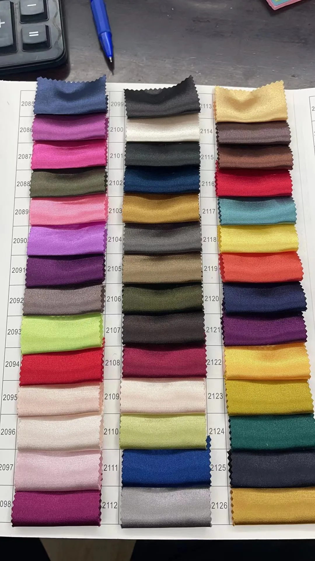 YX198-04 pleated satin color card